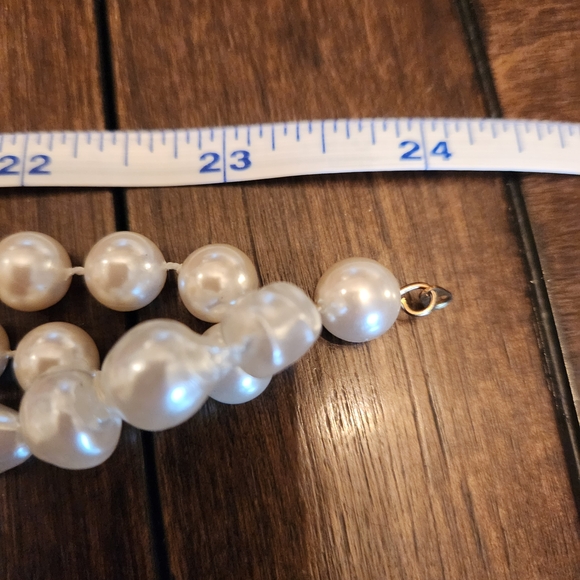 Elegant Triple Twist Strand Faux Freshwater Pearl Necklace Vintage - Picture 6 of 6